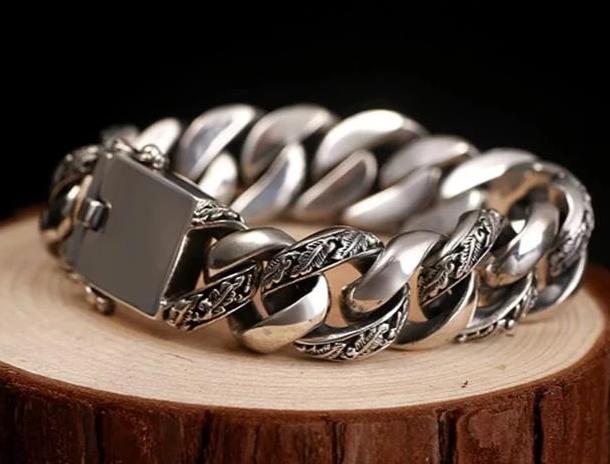 Dinisha Stainless Steel Silver-Plated Silver Heavy Bracelet For Boy & Mens