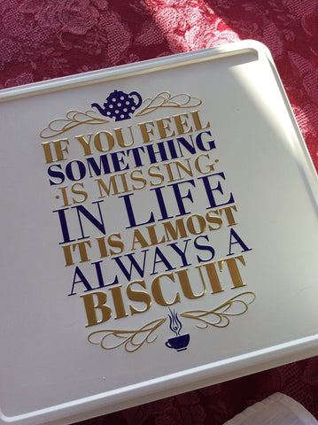 Biscuit tin