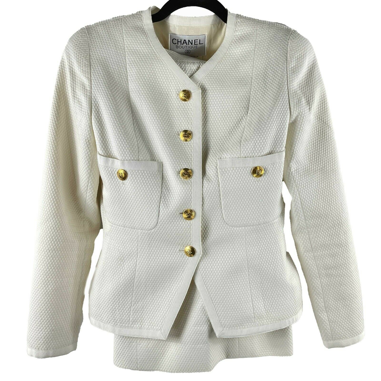CHANEL- Vintage White CC Suit Jacket and Skirt Set - Size 38 - US 6 - -  BougieHabit