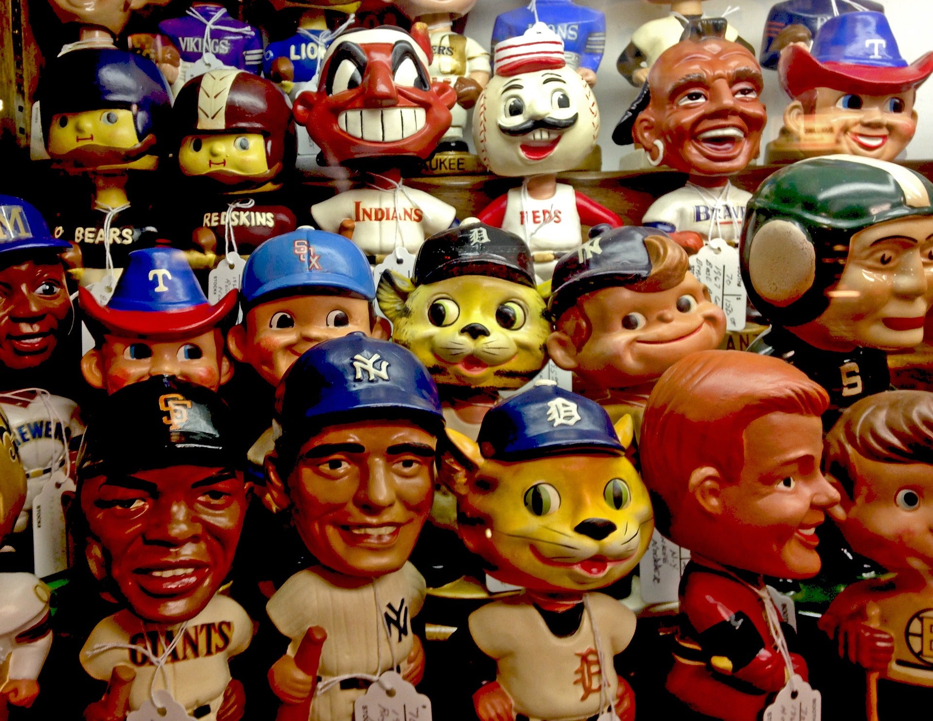 Strengthen Your Bobblehead Collection 