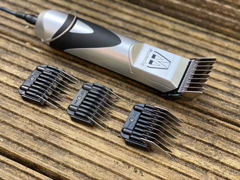 Masterclip Pedigree Pro / Royale with comb guides attached