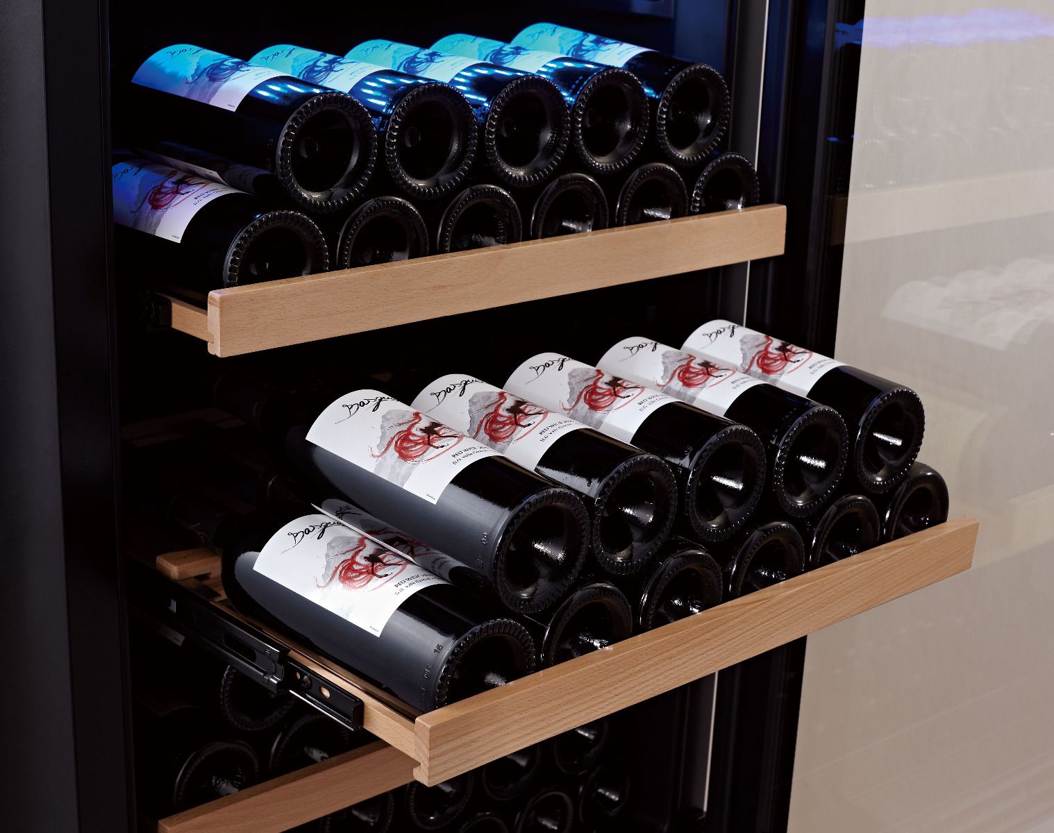 Swisscave Wine fridge - Swisscave WL355F - Single Zone Wine Cabinet - Black WL355F (112 - 130 BOT)