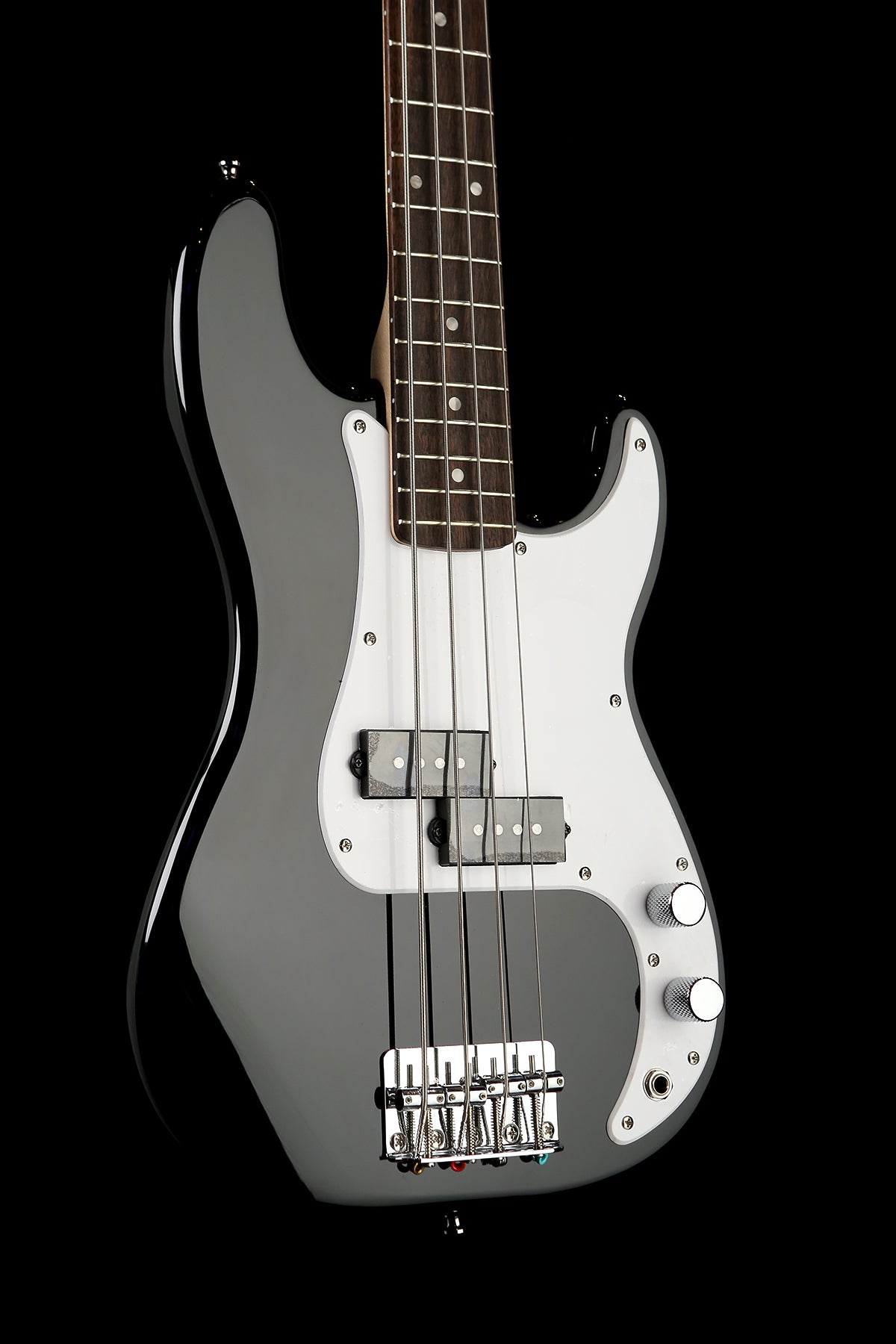 fender squier mini precision bass