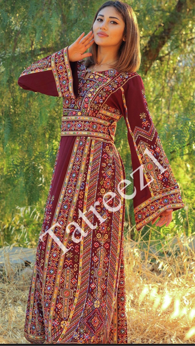 Maroon Elegant Palestinian Embroidered Rhinestones Henna Thobe Dress ...