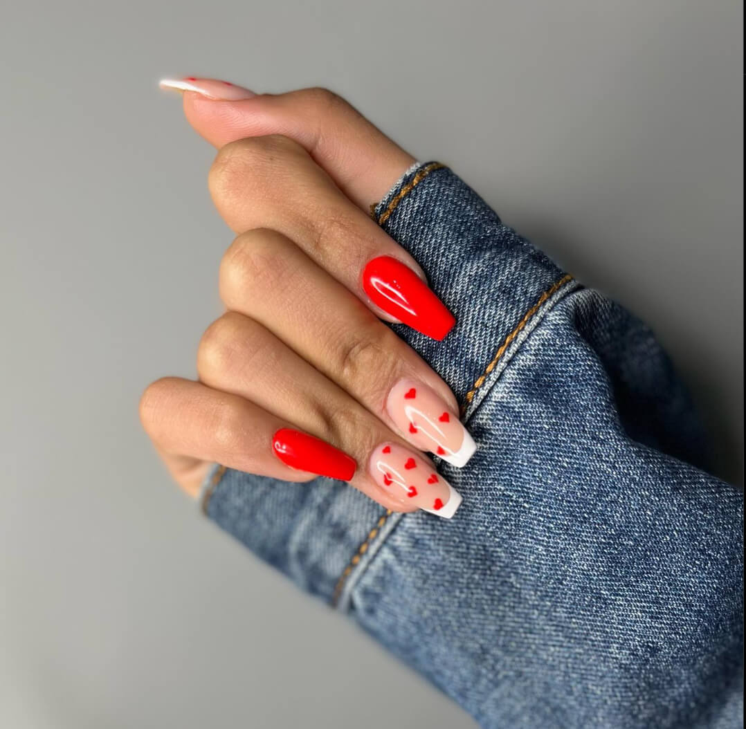 #8 Crimson Embrace - Valentine Nails