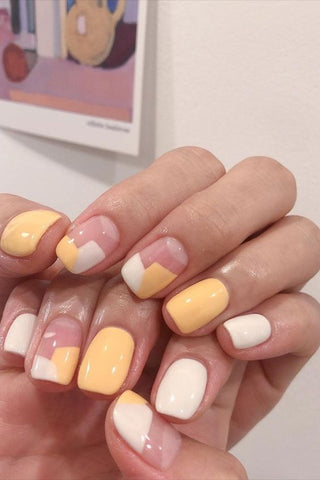 Fragmented Sunshine Nails