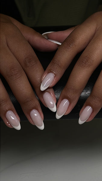 What is the difference between gel and acrylic nails? | Trieu Nails London