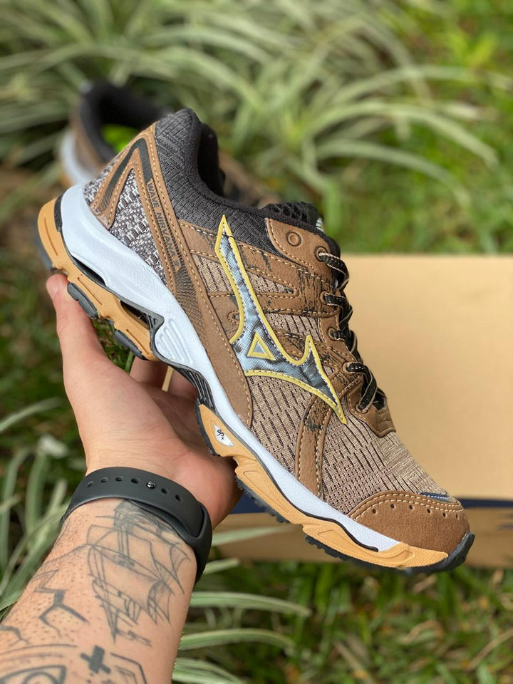 mizuno wave nirvana 9