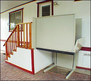 Vertical Wheelchair Lifts (Porch Lifts or Platform Lifts) 1