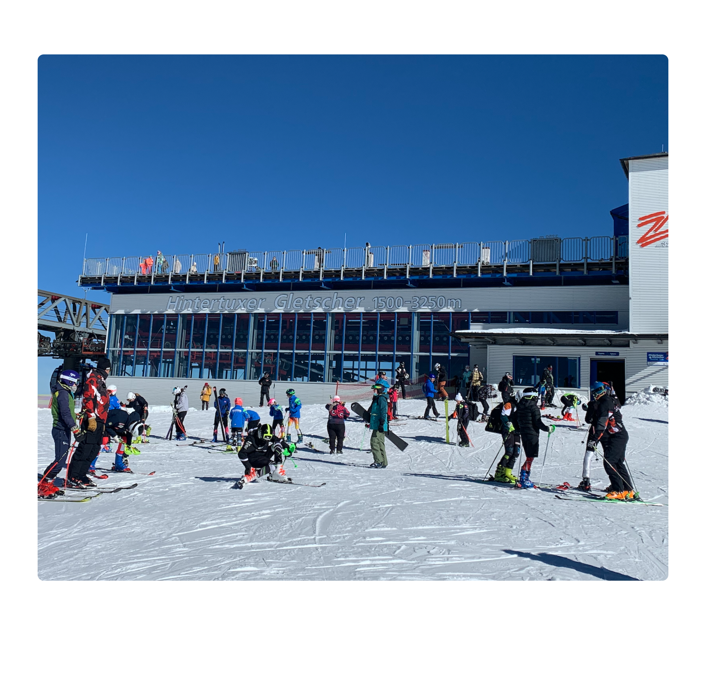 Kinder Skischule Hintertux , Skifahren Zillertal Österreich