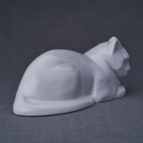 マーケット shirube特別価格Chartreux, Urn for Cat Ashes Memorial with Ceramic Plate  and Sentence Art好評販売中
