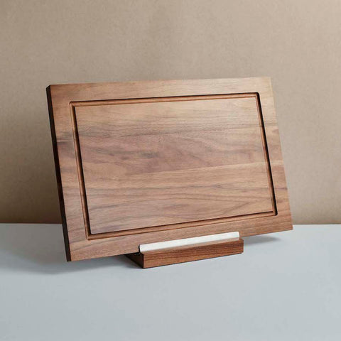 Katto chopping board on stand