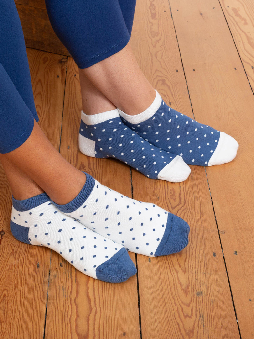 Dotty trainer socks