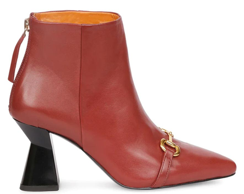 SAINT ASHLEY RUST LEATHER GOLD HORSEBIT DÉCOR BACK ZIP BOOTS