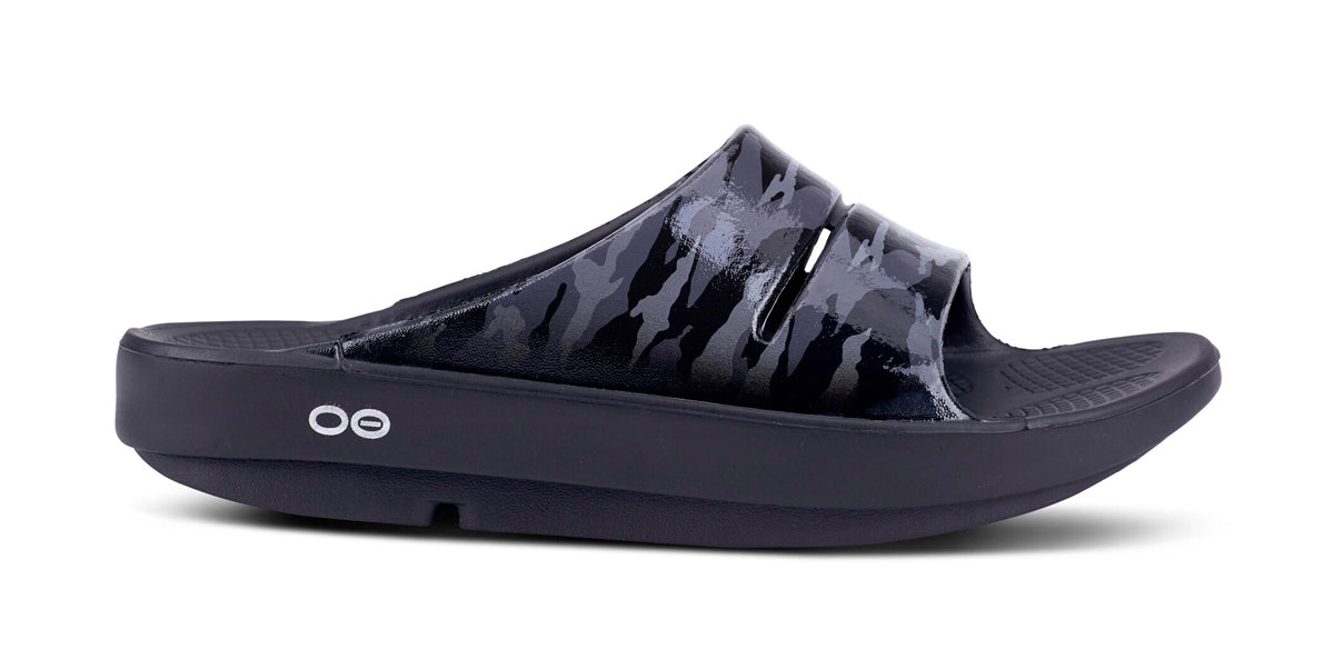 Women's OOahh Luxe Slide Sandal - Black Camo – OOFOS