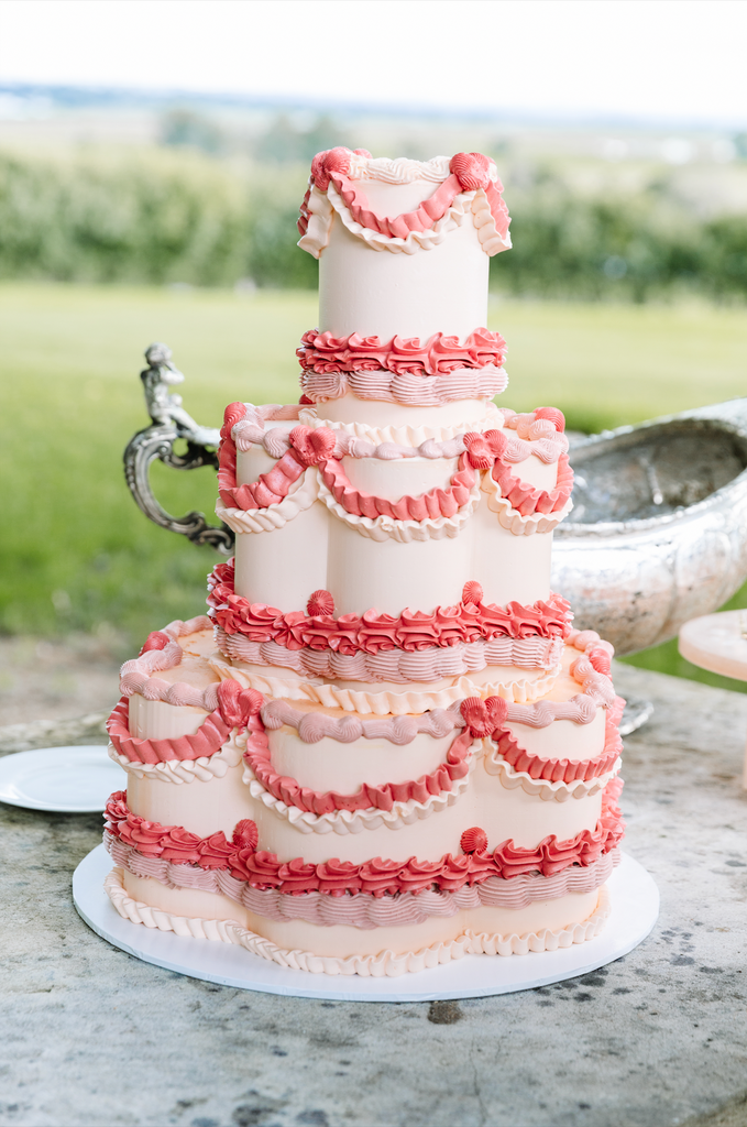 Amazing pink and red wedding cake