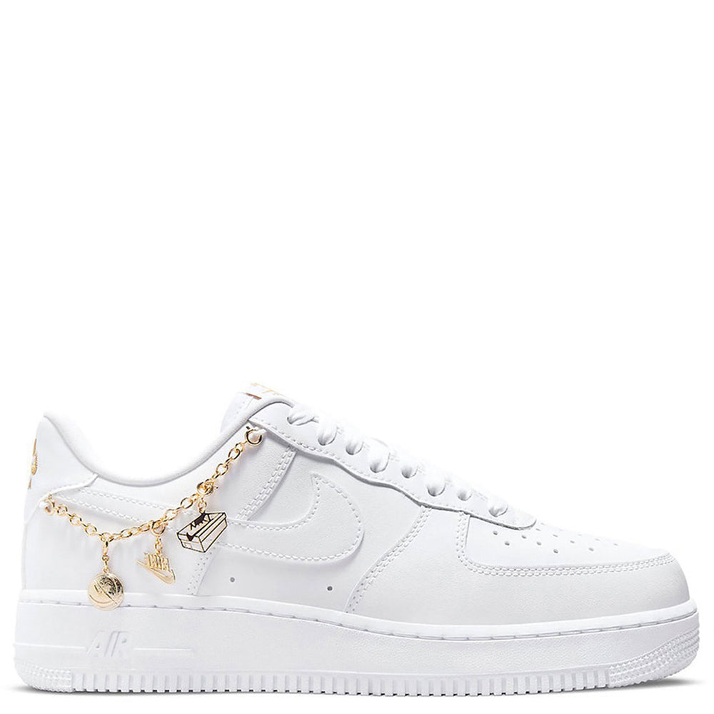 nike air force 1 lucky charm