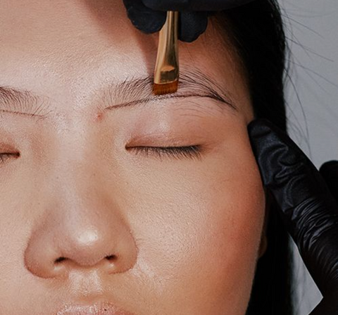 Brow mapping for henna brows