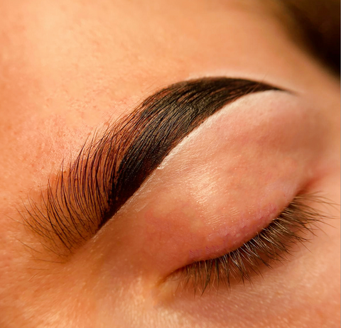 Ombre henna brows