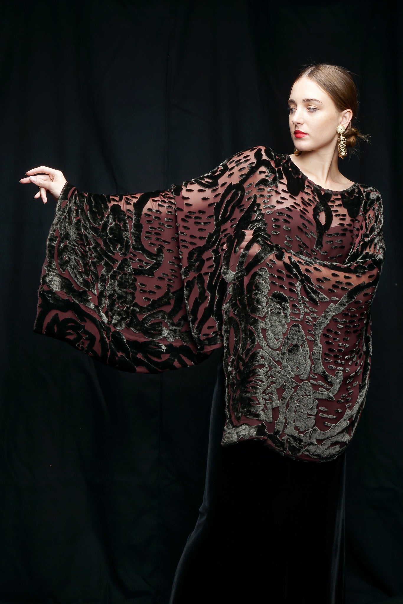 Girl in Marian Clayden Velvet Burnout Kimono Top at Recess LA Vintage Designer Consignment