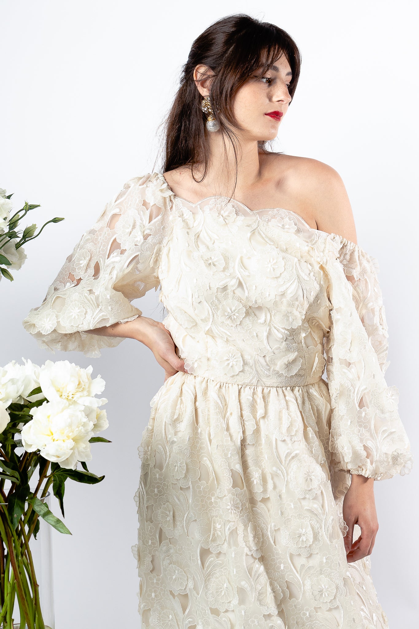 Recess Los Angeles Vintage Consignment Romy Reiner Richilene Lace Peasant Wedding Dress