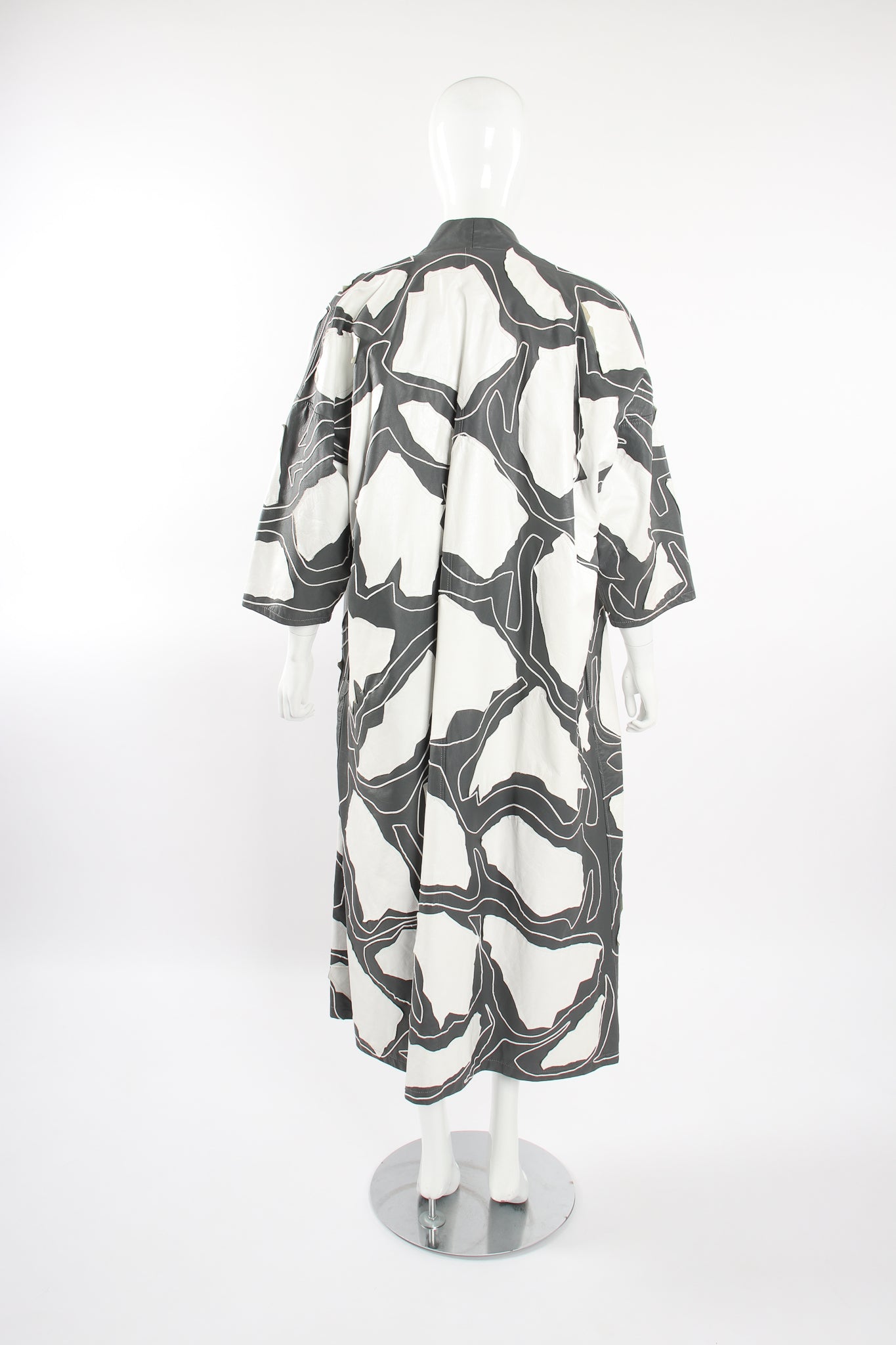 Vintage Auntie Macassar Leather Appliqué Kimono Duster Coat – Recess
