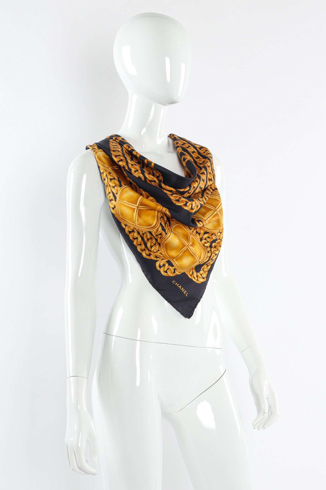 Silk scarf Chanel Gold in Silk - 22495662