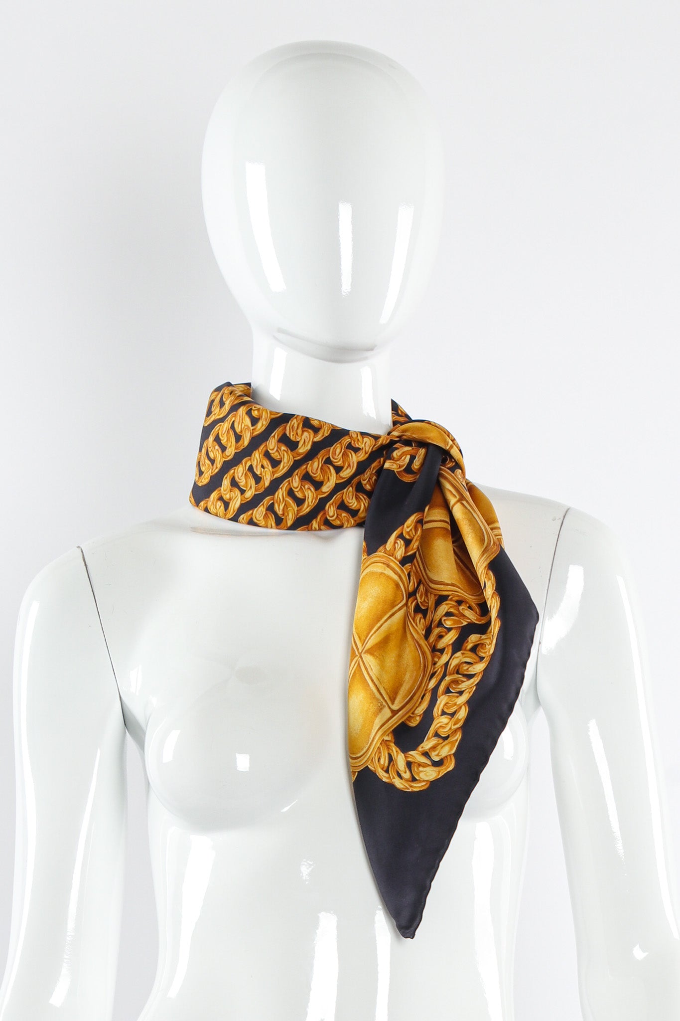 Vintage Hermès Bolduc Ribbon Print Scarf – Recess