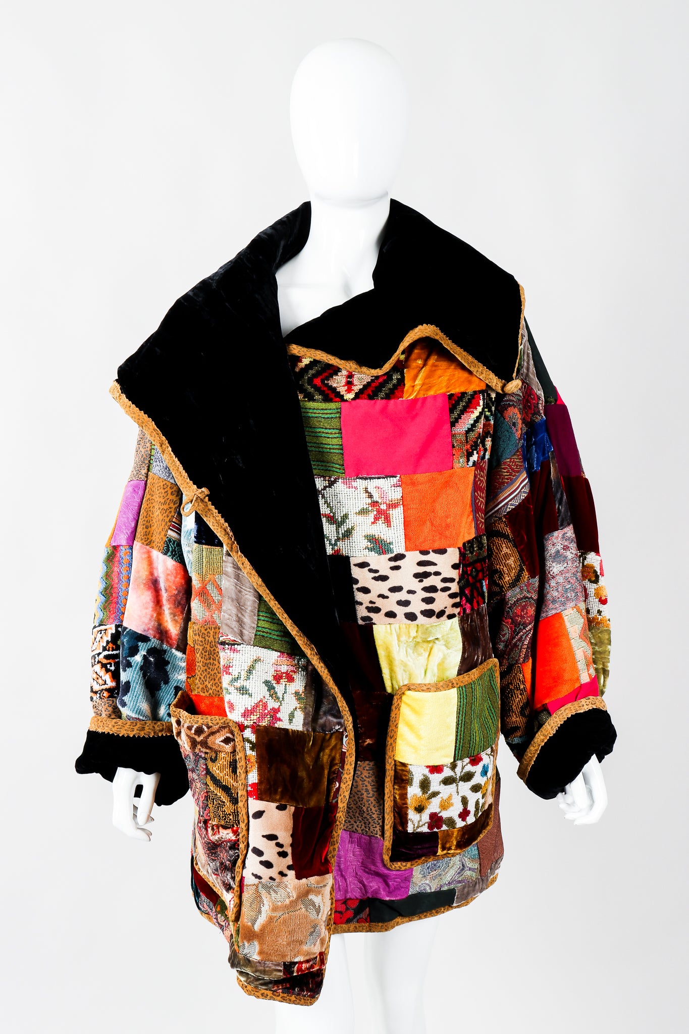 Vintage Zuzka Velvet Patchwork Shawl Collar Wrap Coat – Recess