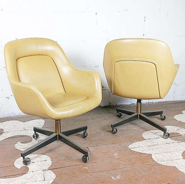 Vintage Oversized Executive Chair By Max Pearson Chairloom