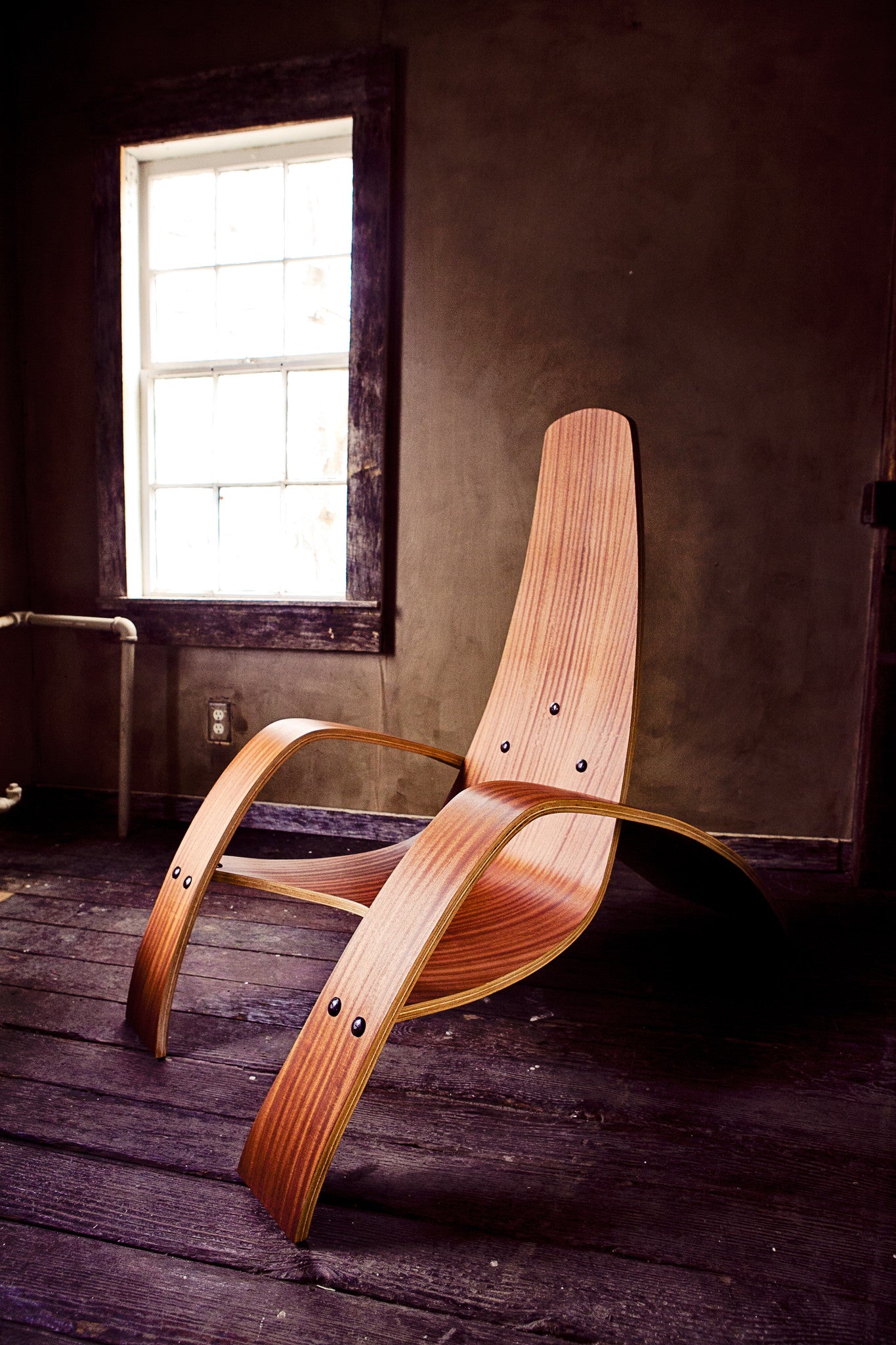 Стульев из гнутой древесины (Paimio Chair, 1931)