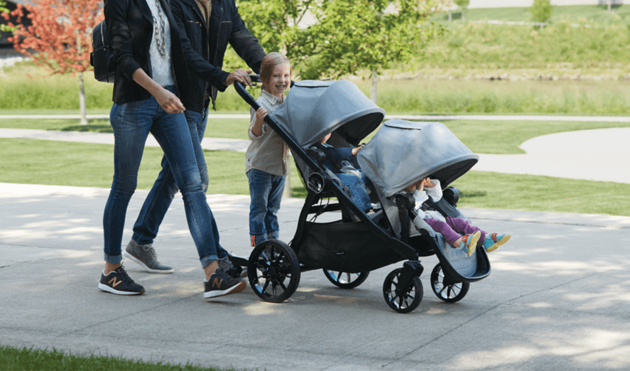 parents using a double stroller