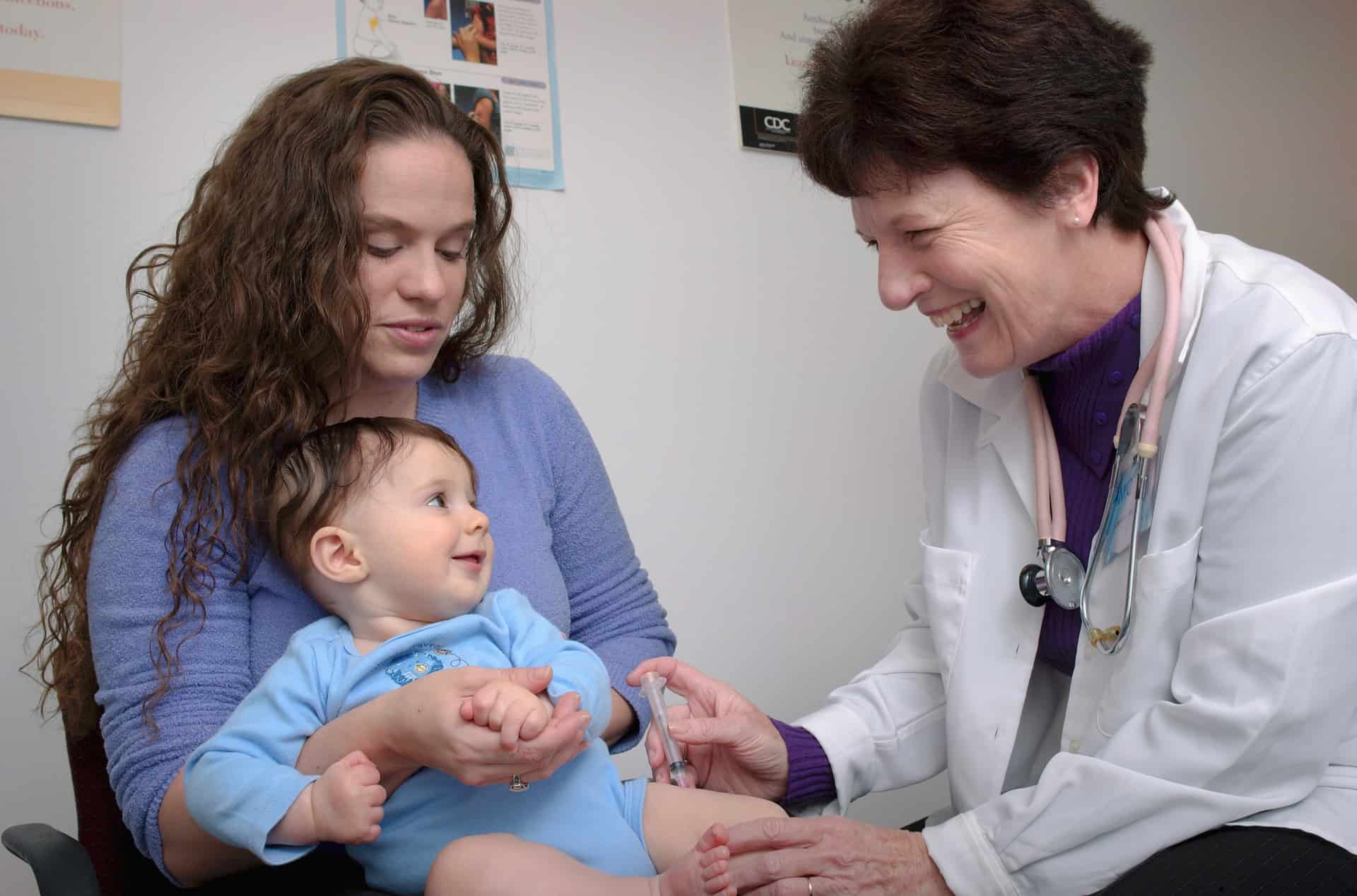 Baby receiving vaccine