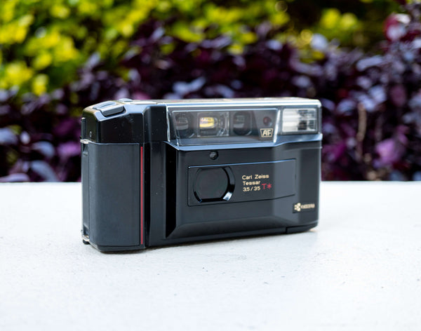 Yashica T2