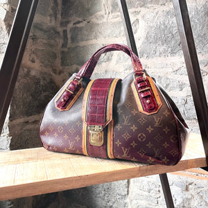 Artsy cloth handbag Louis Vuitton Brown in Cloth - 24970086