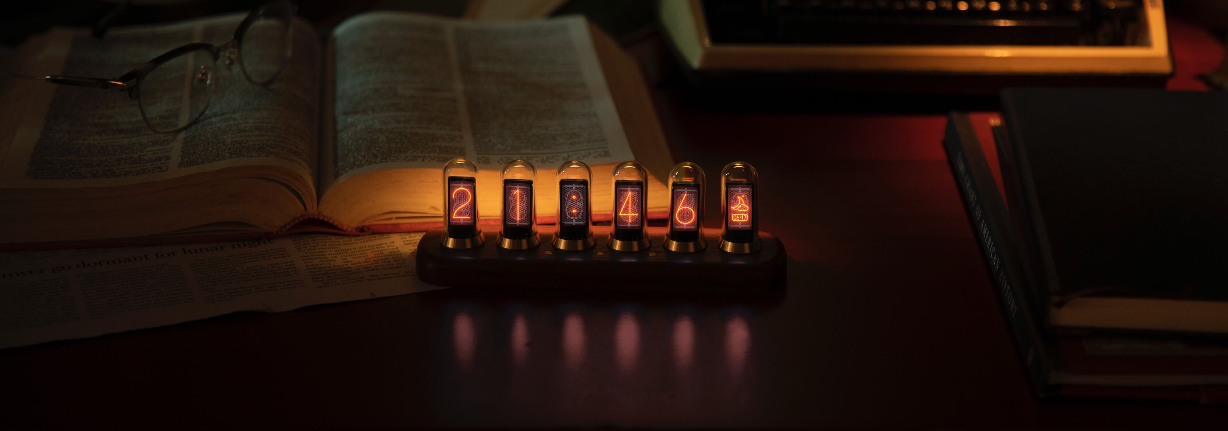 Nextube compare with Nixie tube clock