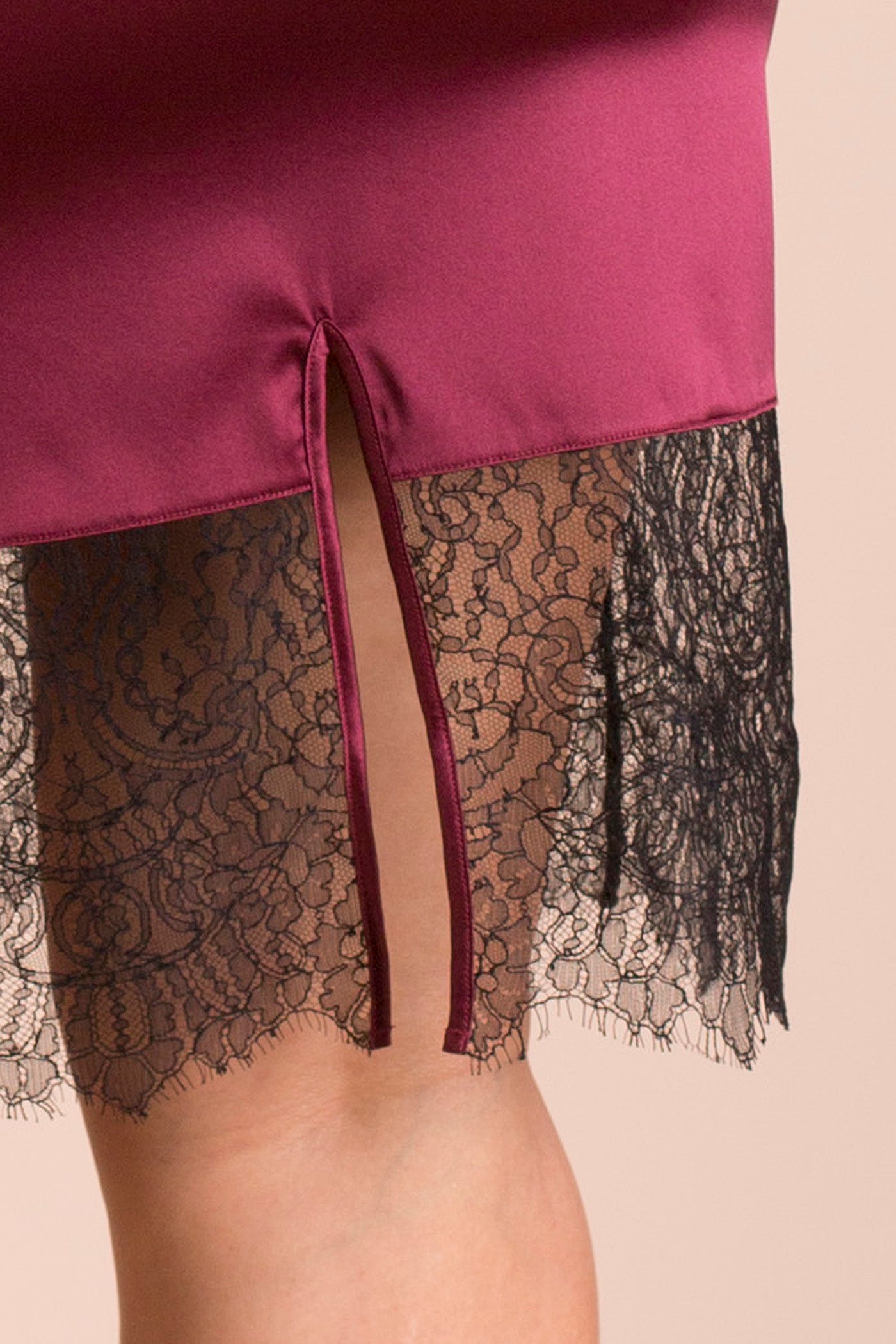 mooi zo Kostuum Cilia Eleanor Damson Half Slip | Luxury Vintage Inspired Silk Slip – Harlow & Fox