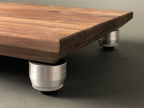 Who makes the best Adj Height Isolation Platform for Turntable? It's right on this page.