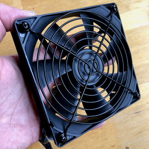 Alexa Lian Li 120mm PC Cooling Fan LI121225SL-4 for radiators to help cool your computer