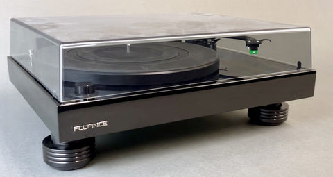 Looking for recommendations for the best feet to replace my FLUANCE RT82, RT83, RT84, RT85 Turntable Factory Feet.