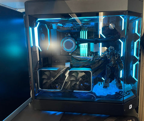 HYTE Y40 The Last of Us Gaming PC Mod Appears at PAX East 2023