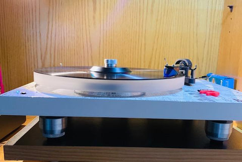 Where to buy the Best Adjustable Height Pro-Ject Audio Debut Carbon & Esprit Turntable Isolation Feet.