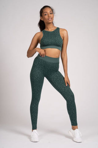 https://www.belledivino.co.uk/products/south-beach-green-leopard-print-quality-gym-leggings-loungewear-activewear-squattable?variant=37004193005729