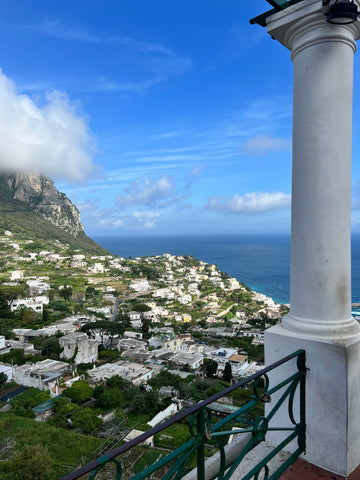 capri photoshoot image from Funicular bar