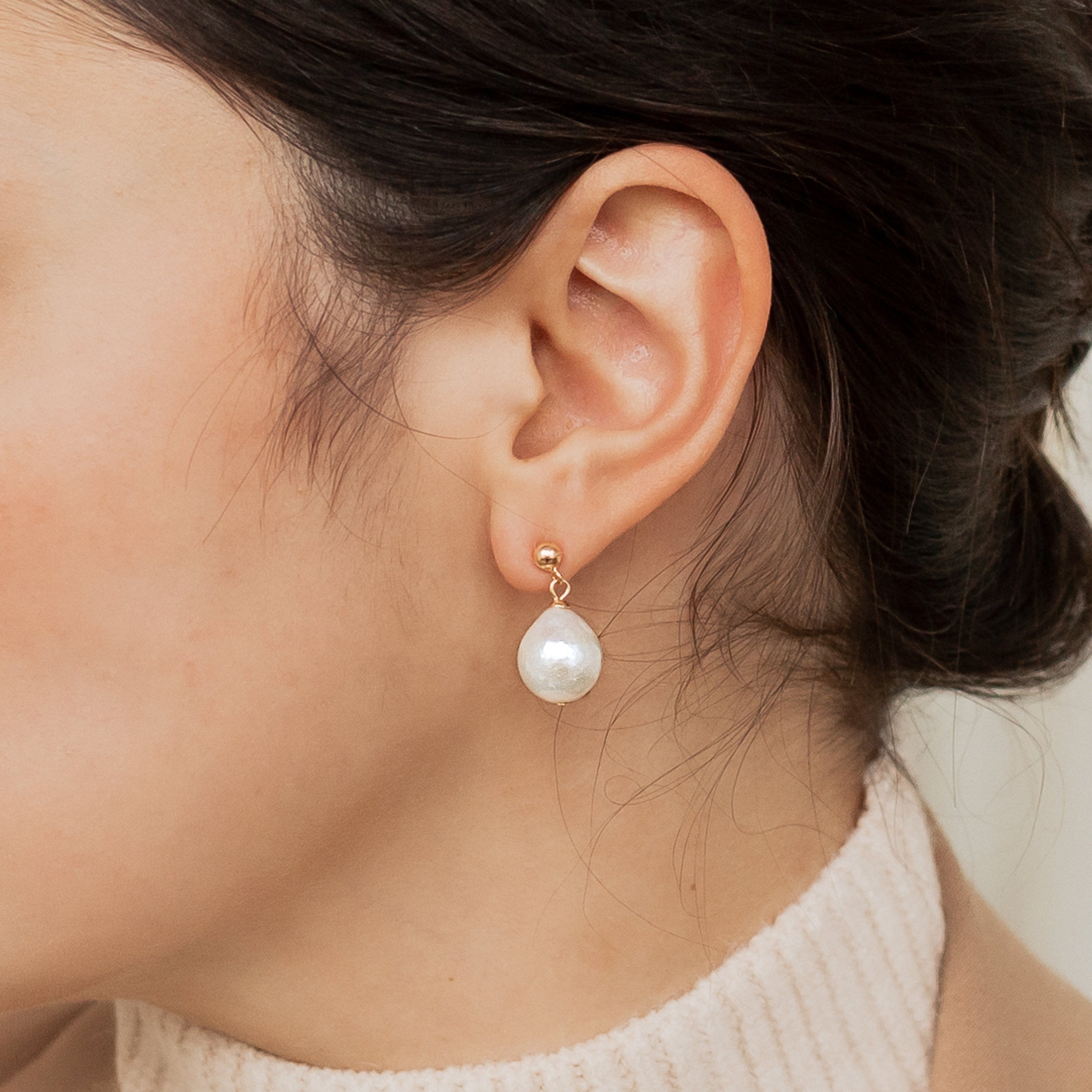 Baroque Pearl Earrings Caitlyn Minimalist