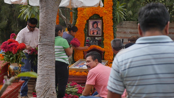 El Dia De los Muertos Cemetery