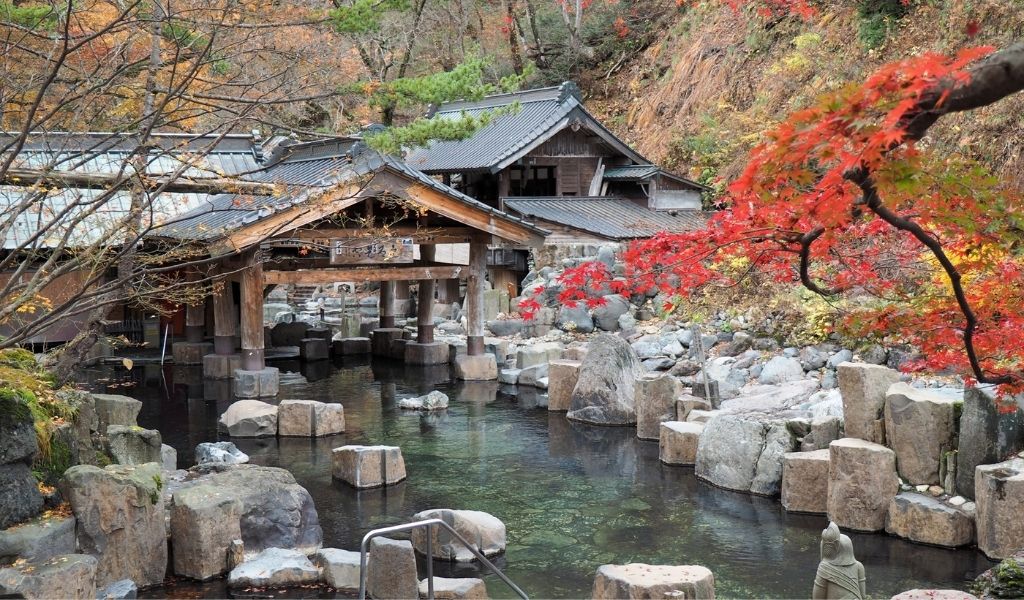 baño de aguas termales de japón