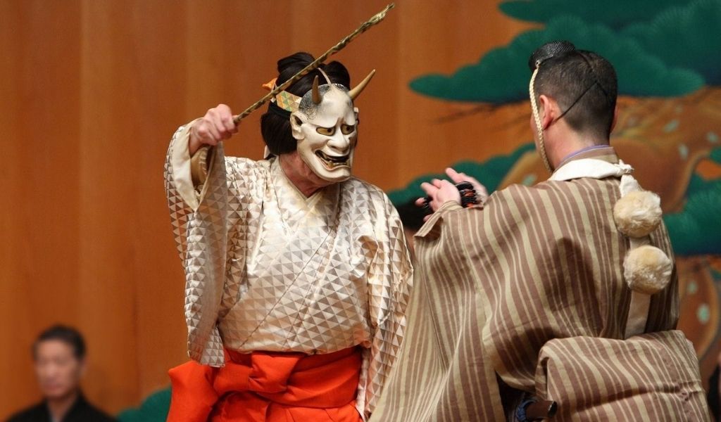 théâtre japonais traditionnel