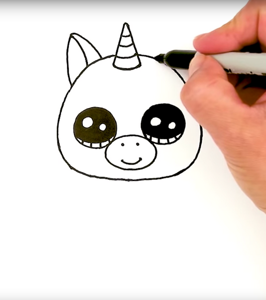 dibujo lineal de peluche de oreja de unicornio