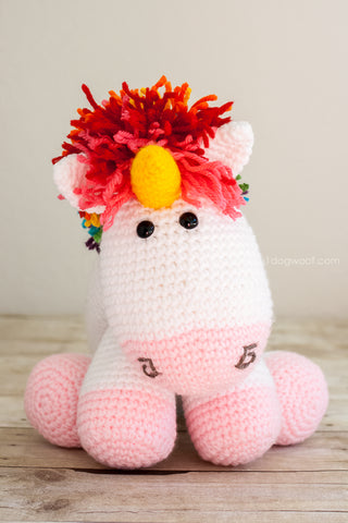 big amigurumi unicorn front view